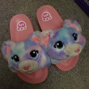 Girls build a bear slippers size 11/12